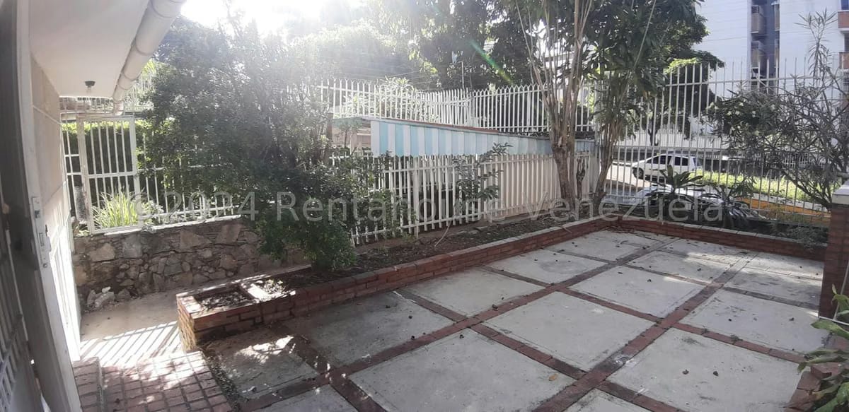 Apartamento (1 Nivel) en Venta en El Marques, Distrito Metropolitano - 11