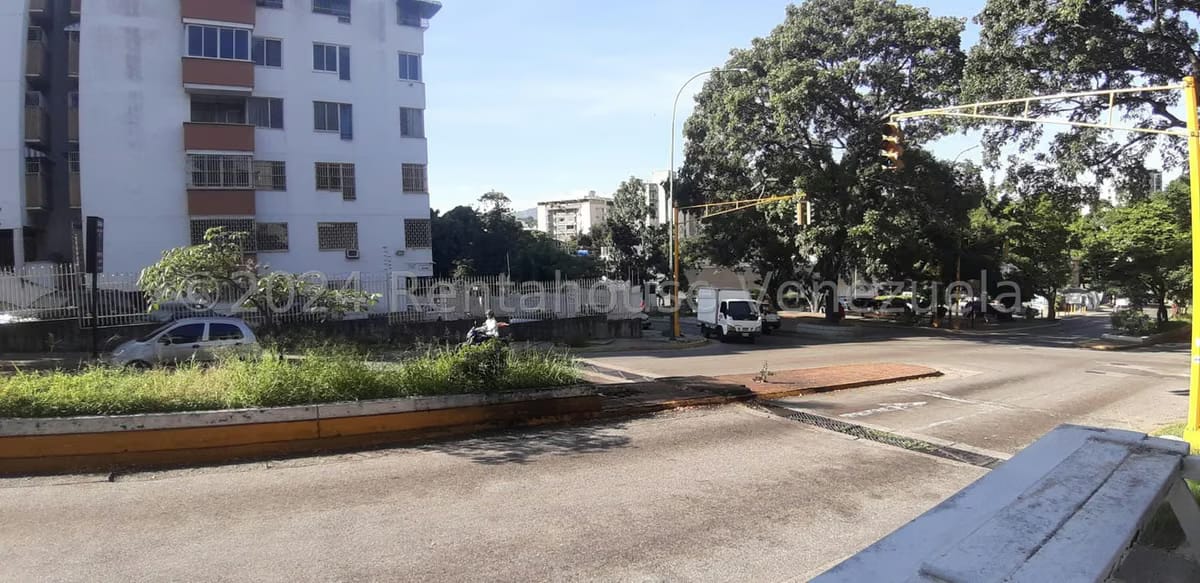 Apartamento (1 Nivel) en Venta en El Marques, Distrito Metropolitano - 14