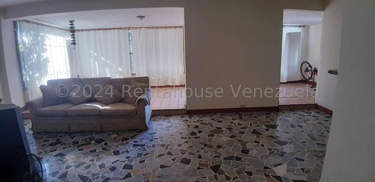 Apartamento (1 Nivel) en Venta en El Marques, Distrito Metropolitano - 5