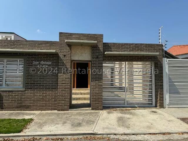 Casa (1 Nivel) en Venta en Santa Cecilia, Distrito Metropolitano - 3