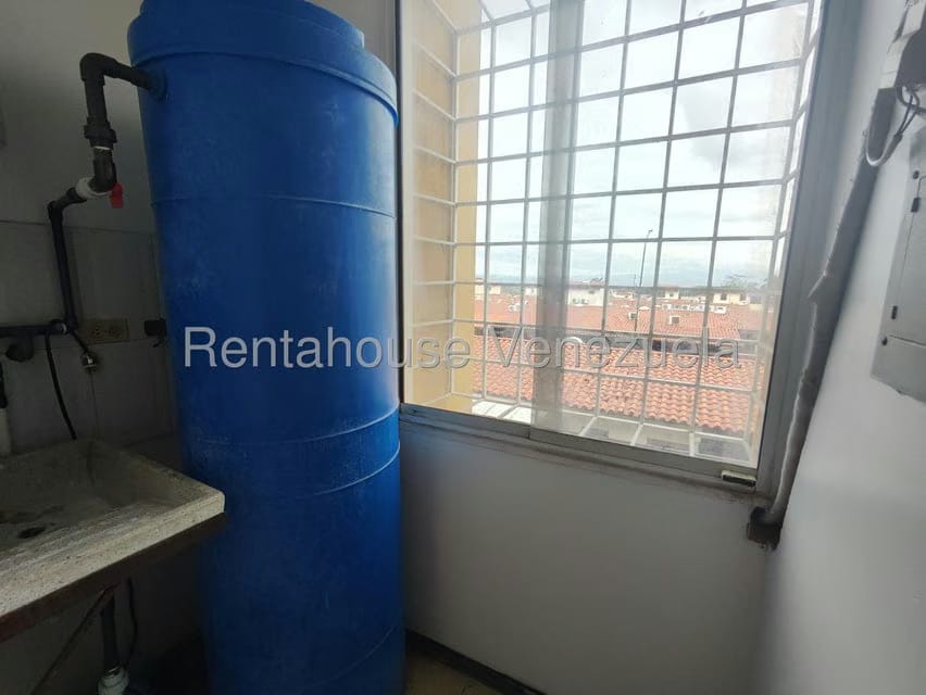 Apartamento (1 Nivel) en Alquiler en Roca Terra, Lara - 13