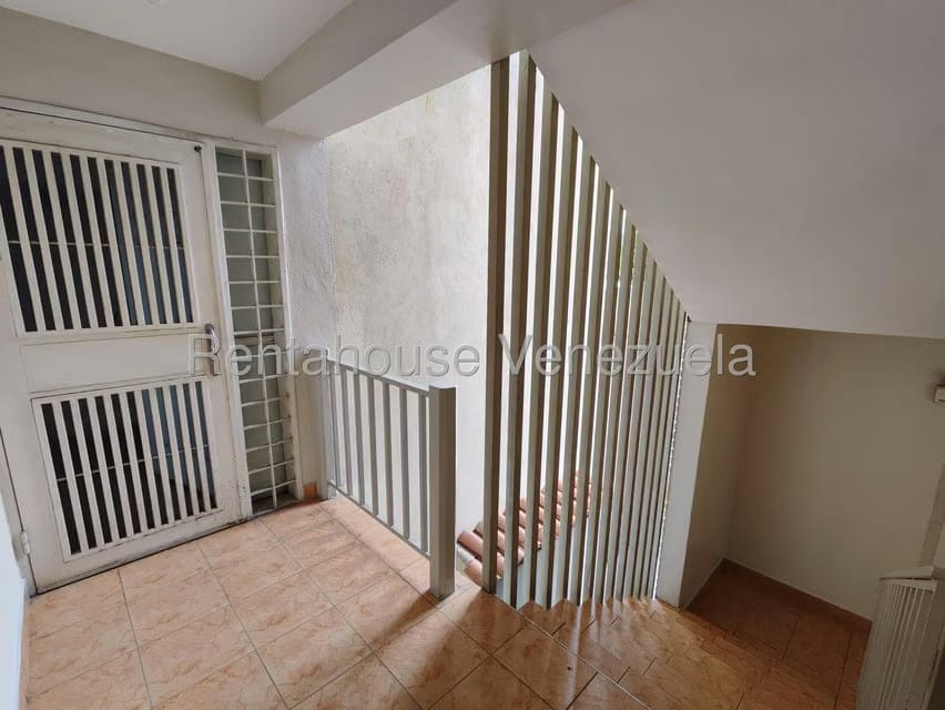 Apartamento (1 Nivel) en Alquiler en Roca Terra, Lara - 22