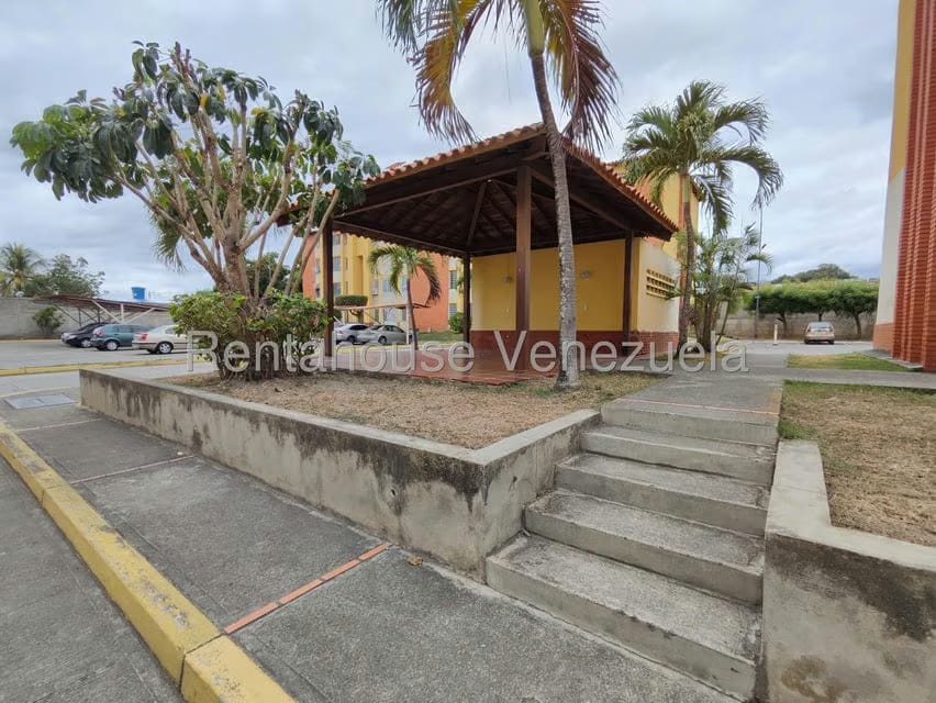 Apartamento (1 Nivel) en Alquiler en Roca Terra, Lara - 23