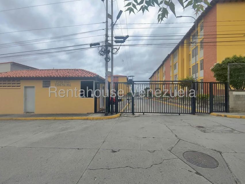 Apartamento (1 Nivel) en Alquiler en Roca Terra, Lara - 26