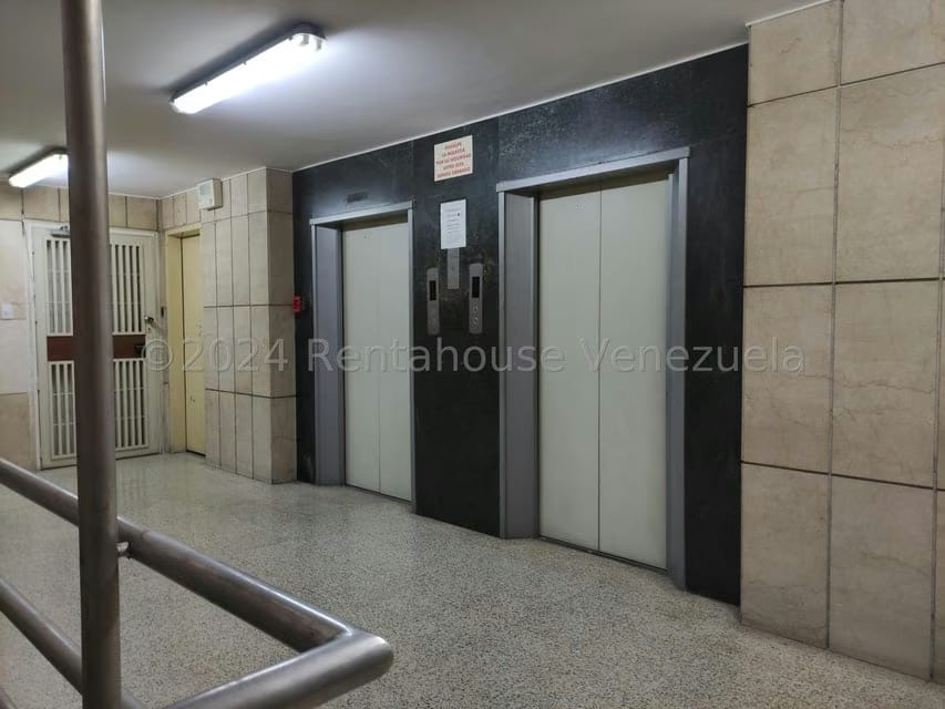 Comercial (Oficina) en Venta en Sabana Grande, Distrito Metropolitano - 3