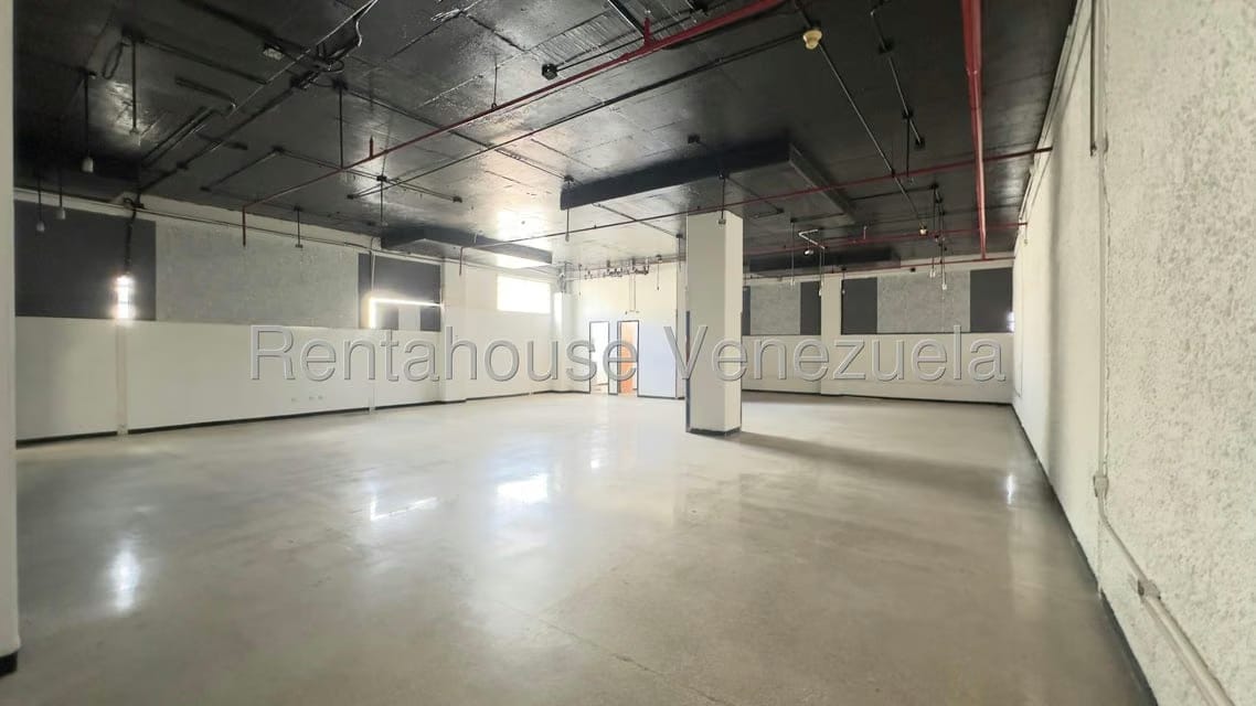 Comercial (Galpon - Deposito) en Alquiler en Boleita Norte, Distrito Metropolitano - 12