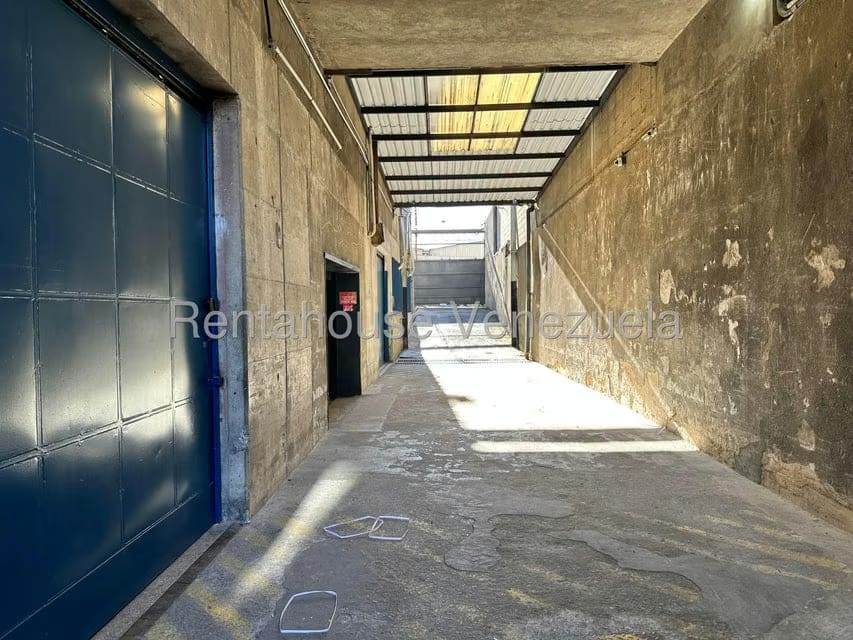 Comercial (Galpon - Deposito) en Alquiler en Boleita Norte, Distrito Metropolitano - 26
