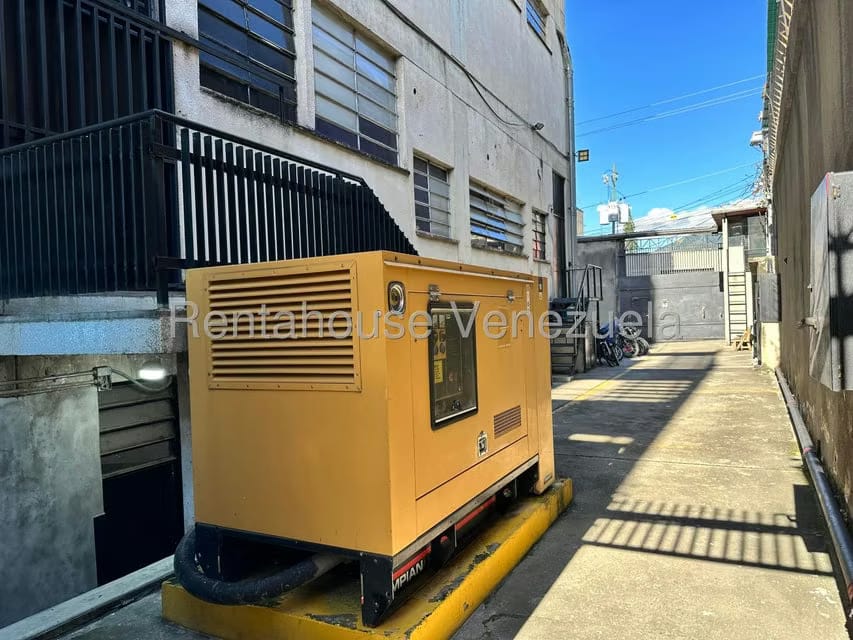 Comercial (Galpon - Deposito) en Alquiler en Boleita Norte, Distrito Metropolitano - 31
