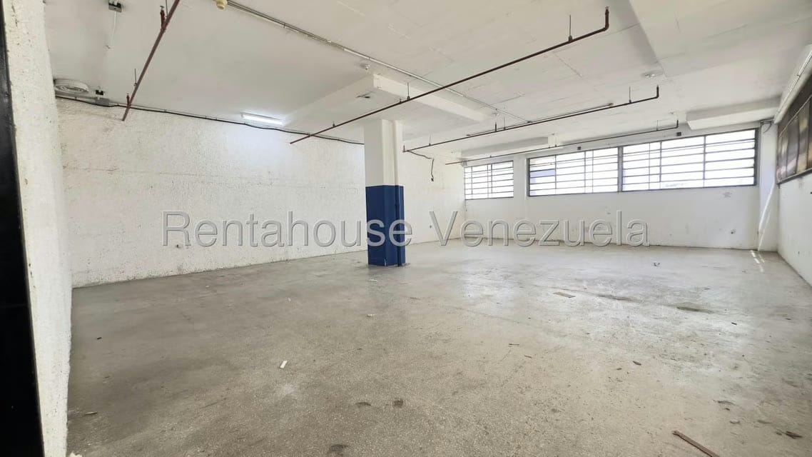 Comercial (Galpon - Deposito) en Alquiler en Boleita Norte, Distrito Metropolitano - 9