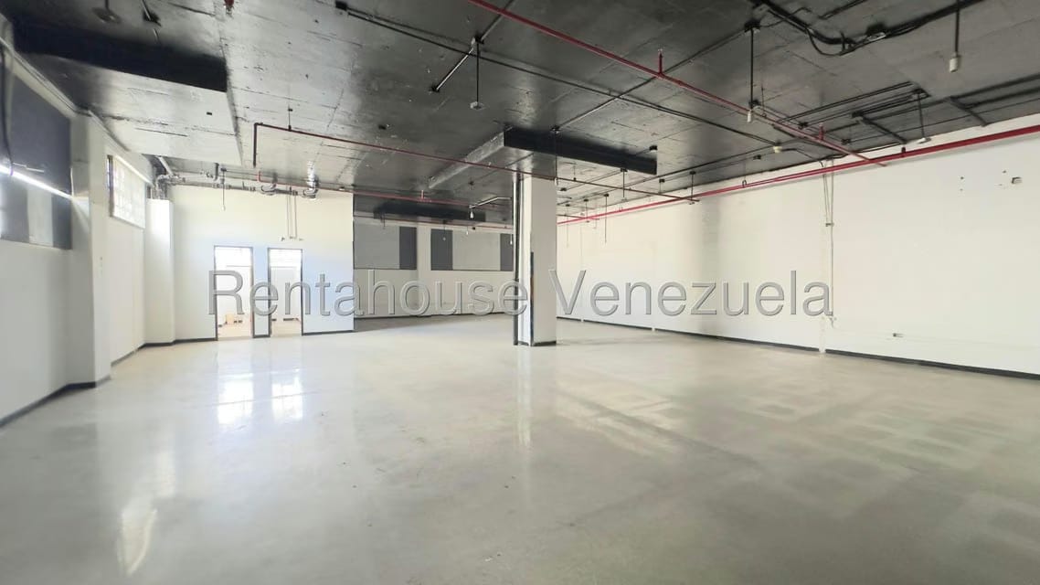 Comercial (Galpon - Deposito) en Alquiler en Boleita Norte, Distrito Metropolitano - 10