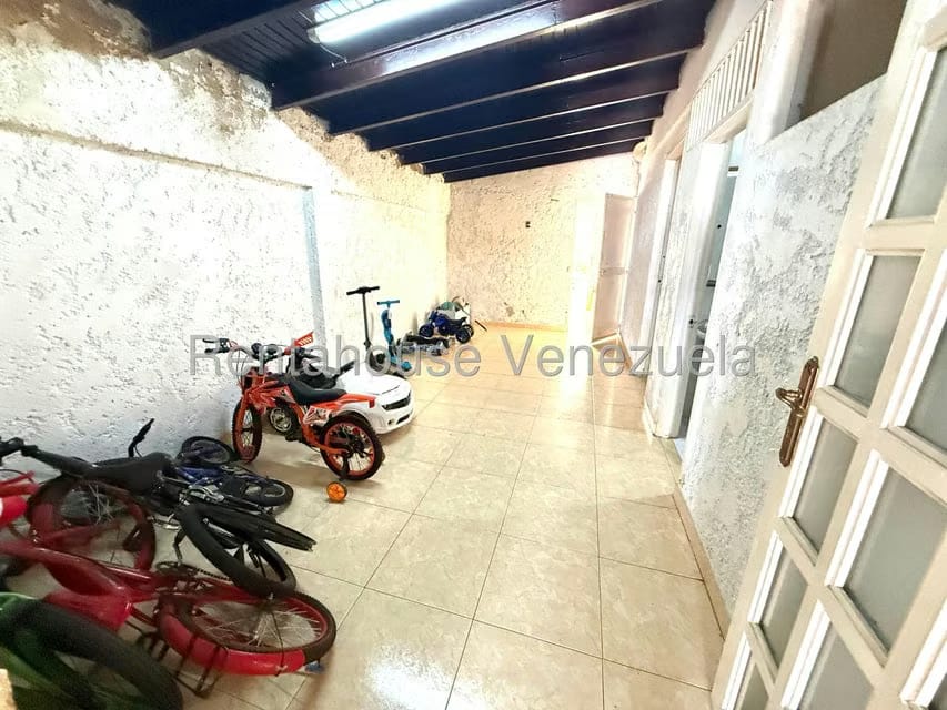 Casa (1 Nivel) en Venta en El Cafetal, Distrito Metropolitano - 27
