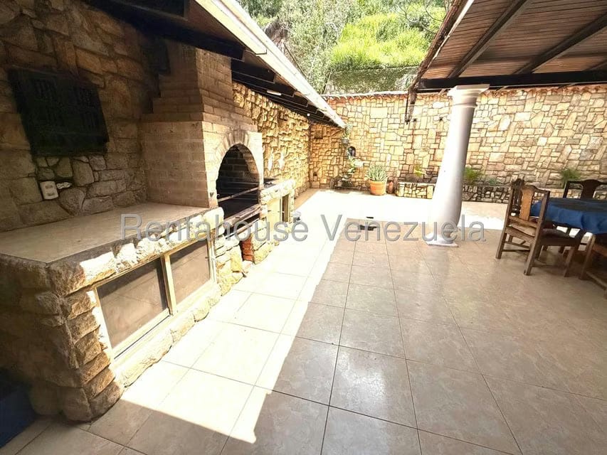 Casa (1 Nivel) en Venta en El Cafetal, Distrito Metropolitano - 35