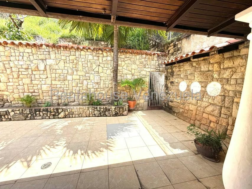 Casa (1 Nivel) en Venta en El Cafetal, Distrito Metropolitano - 41