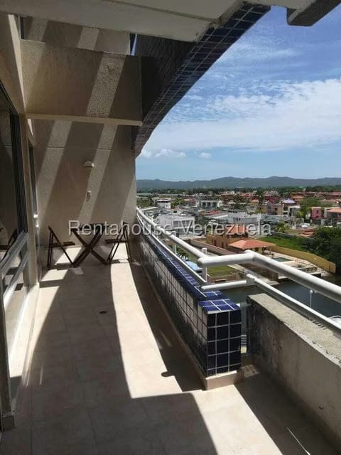 Apartamento (1 Nivel) en Venta en Puerto Encantado, Miranda - 11