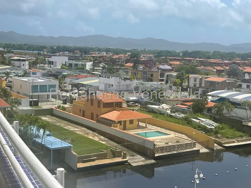 Apartamento (1 Nivel) en Venta en Puerto Encantado, Miranda - 12