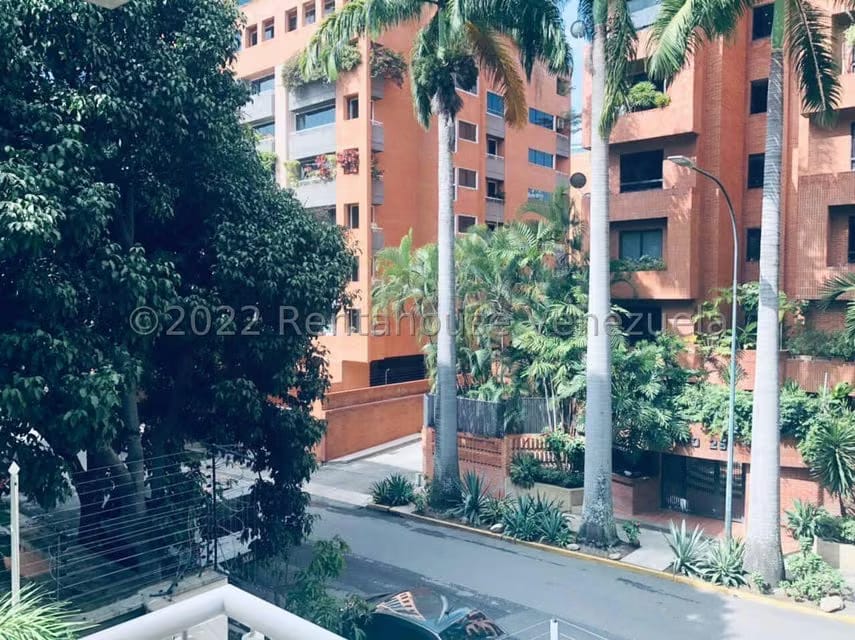 Apartamento (1 Nivel) en Venta en Campo Alegre, Distrito Metropolitano - 23