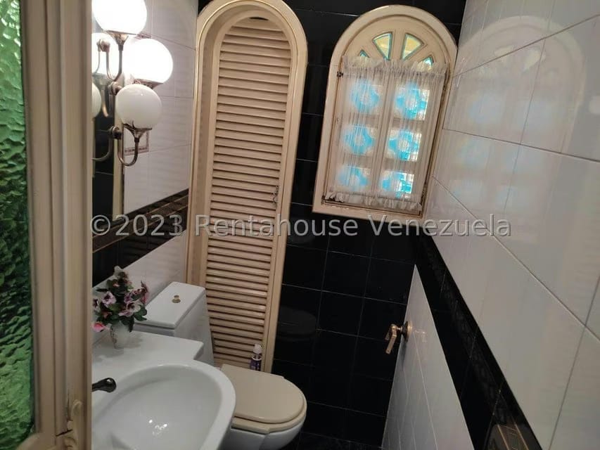 Comercial (Local Comercial) en Venta en Vista Alegre, Distrito Metropolitano - 15