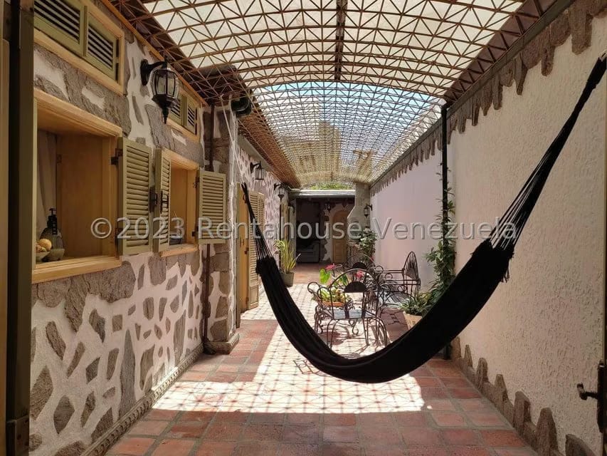 Comercial (Local Comercial) en Venta en Vista Alegre, Distrito Metropolitano - 23