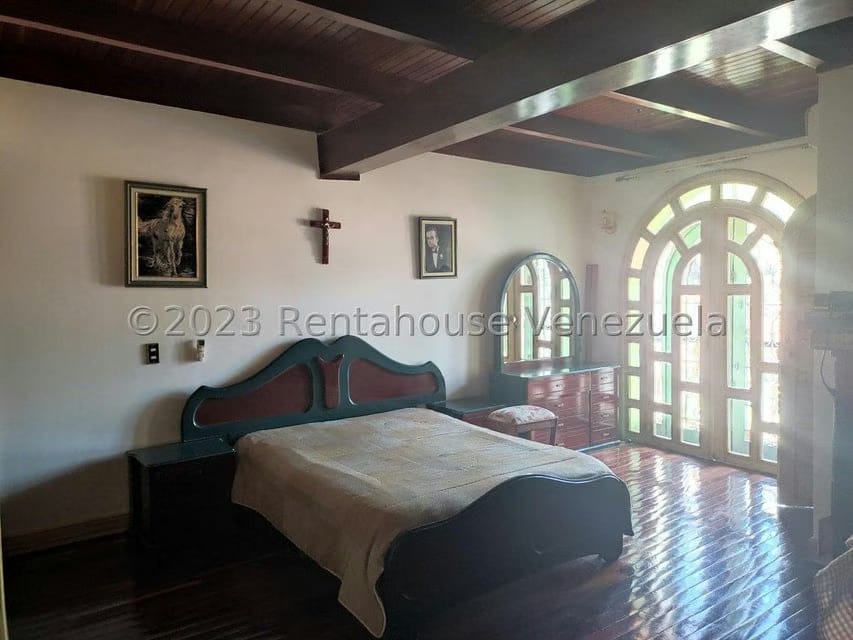 Comercial (Local Comercial) en Venta en Vista Alegre, Distrito Metropolitano - 32