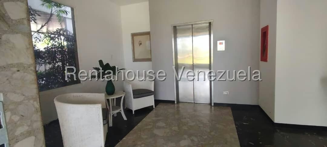 Apartamento (1 Nivel) en Venta en Los Samanes, Distrito Metropolitano - 12