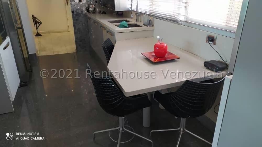 Apartamento (1 Nivel) en Venta en Los Samanes, Distrito Metropolitano - 23