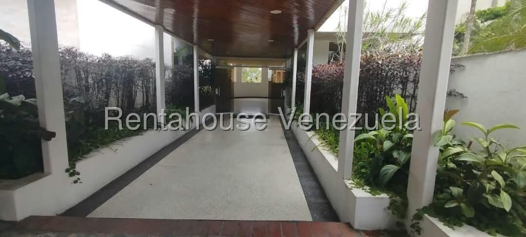 Apartamento (1 Nivel) en Venta en Los Samanes, Distrito Metropolitano - 6