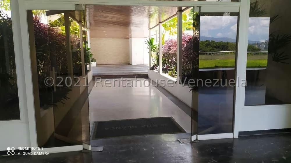 Apartamento (1 Nivel) en Venta en Los Samanes, Distrito Metropolitano - 9