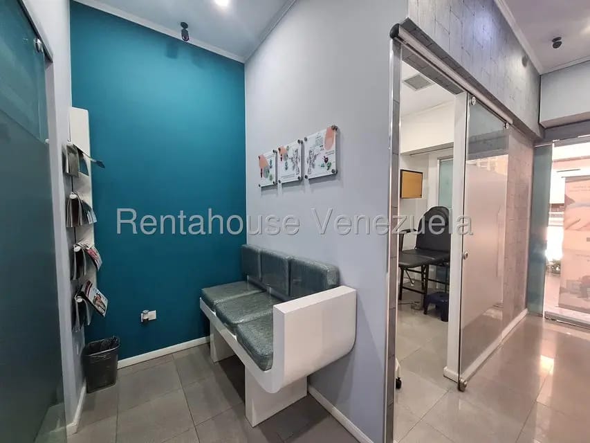 Comercial (Local Comercial) en Alquiler en La Castellana, Distrito Metropolitano - 6