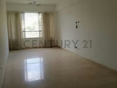 Apartamento en venta en Macaracuay "Boulevard La Jolla" ZT A150 - 3