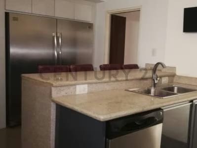 Apartamento en venta en Macaracuay "Boulevard La Jolla" ZT A150 - 5