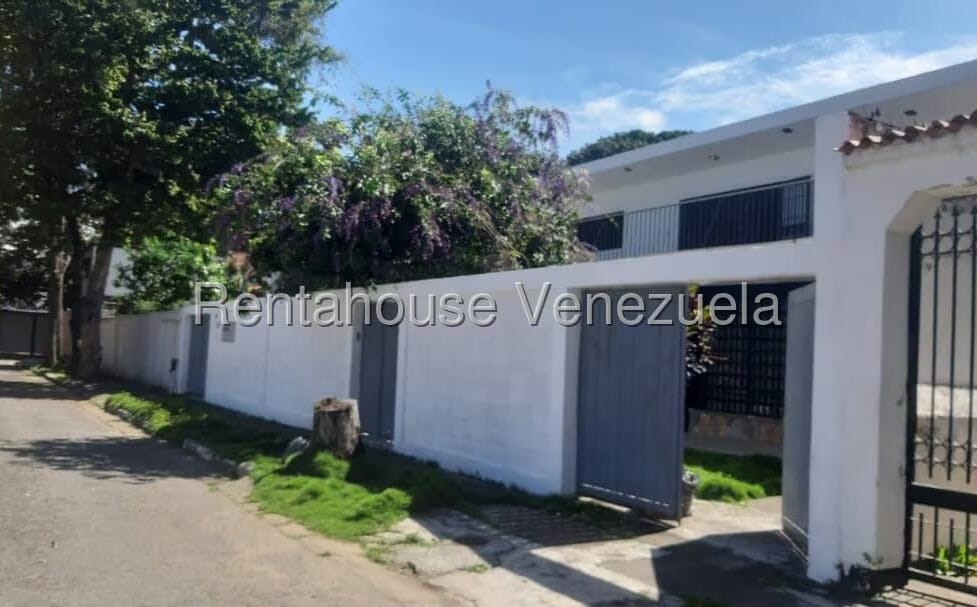 Casa (Duplex) en Venta en La Paz, Distrito Metropolitano - 2