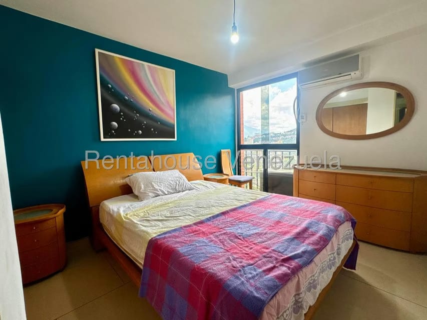 Apartamento (1 Nivel) en Alquiler en Valle Abajo, Distrito Metropolitano - 11