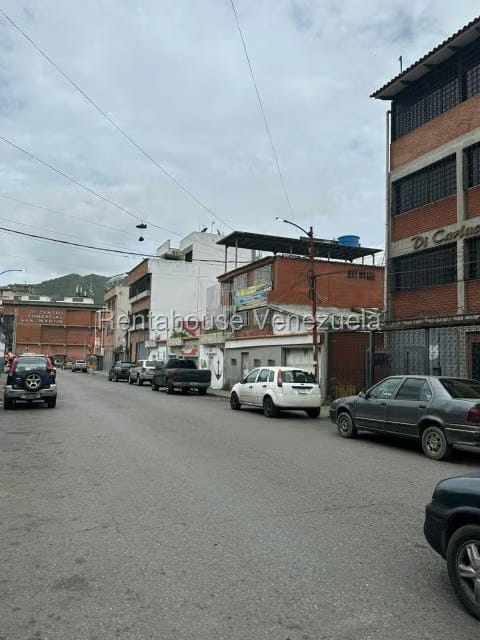 Comercial (Edificio) en Alquiler en San Martin, Distrito Metropolitano - 2