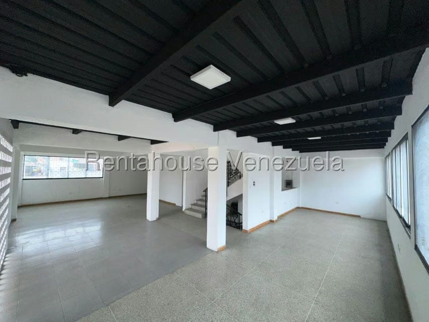 Comercial (Edificio) en Alquiler en San Martin, Distrito Metropolitano - 11