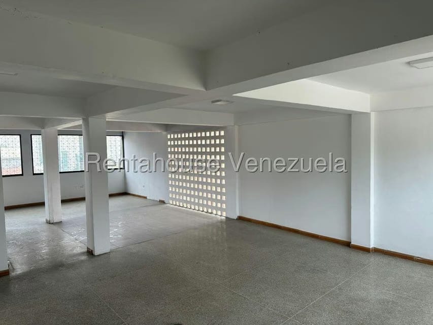 Comercial (Edificio) en Alquiler en San Martin, Distrito Metropolitano - 20