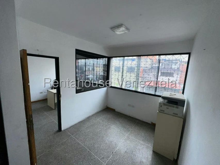 Comercial (Edificio) en Alquiler en San Martin, Distrito Metropolitano - 9