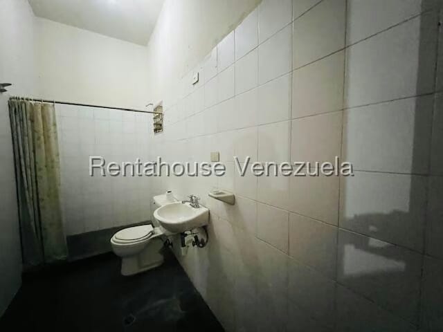 Casa (Multipes Niveles) en Venta en Pomarosa, Miranda - 17
