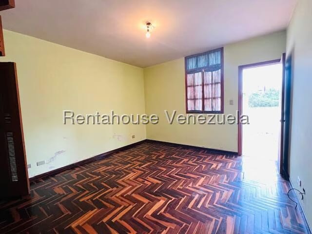 Casa (Multipes Niveles) en Venta en Pomarosa, Miranda - 24