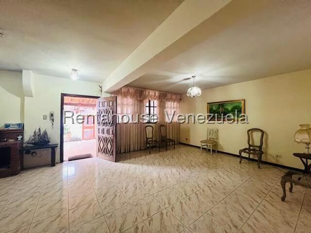 Casa (Multipes Niveles) en Venta en Pomarosa, Miranda - 4