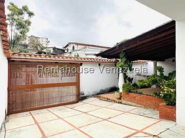 Casa (Multipes Niveles) en Venta en Pomarosa, Miranda - 33