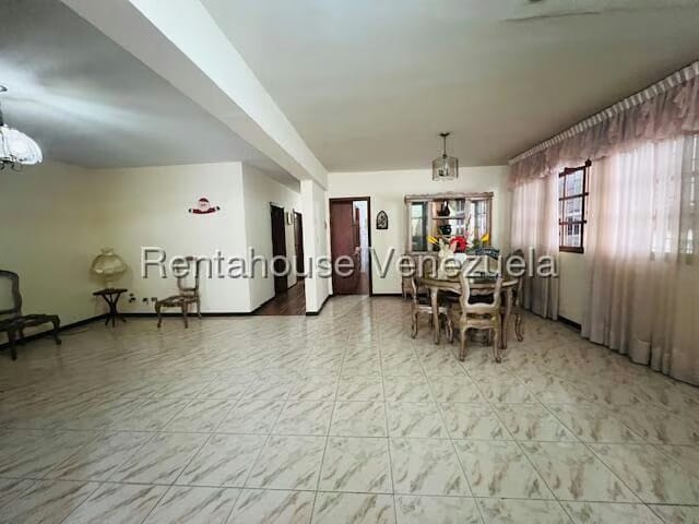 Casa (Multipes Niveles) en Venta en Pomarosa, Miranda - 7