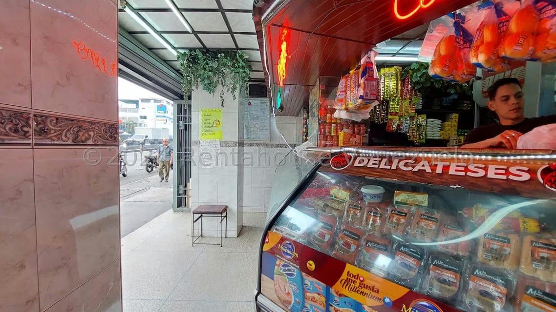 Negocios y Empresas (Alimentos y Bebidas) en Venta en Catia, Distrito Metropolitano - 5