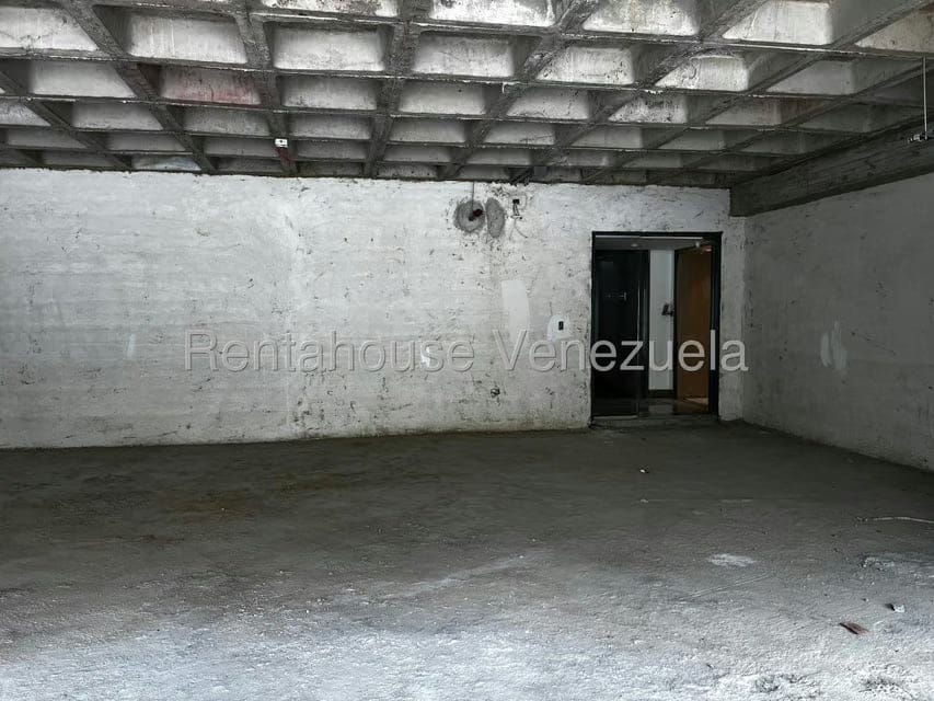 Comercial (Oficina) en Alquiler en Los Naranjos del Cafetal, Distrito Metropolitano - 15