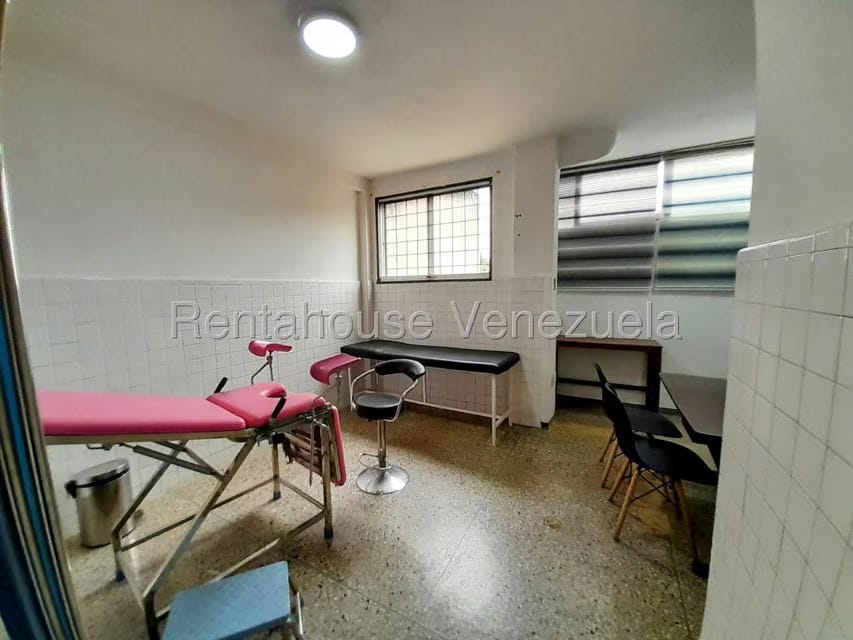 Comercial (Consultorio Medico) en Alquiler en Centro, Lara - 5