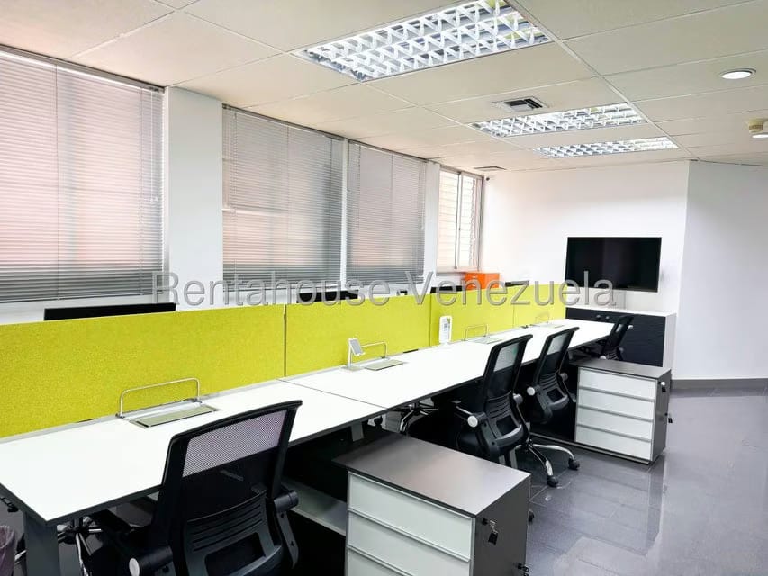 Comercial (Oficina) en Alquiler en El Rosal, Distrito Metropolitano - 15
