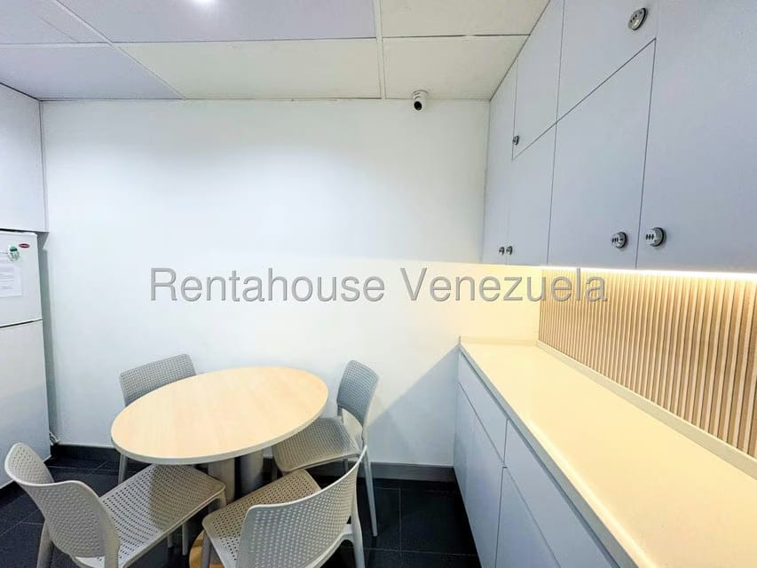 Comercial (Oficina) en Alquiler en El Rosal, Distrito Metropolitano - 19