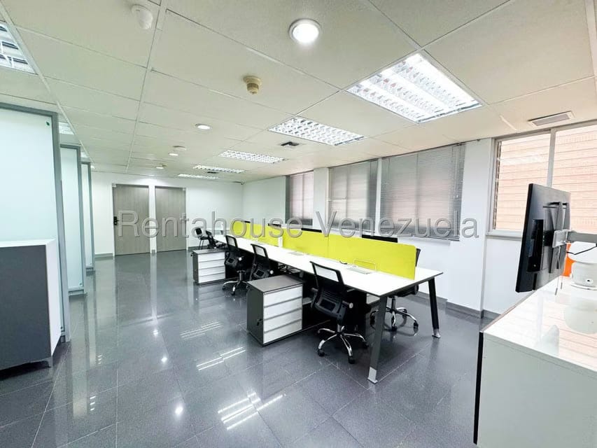 Comercial (Oficina) en Alquiler en El Rosal, Distrito Metropolitano - 5