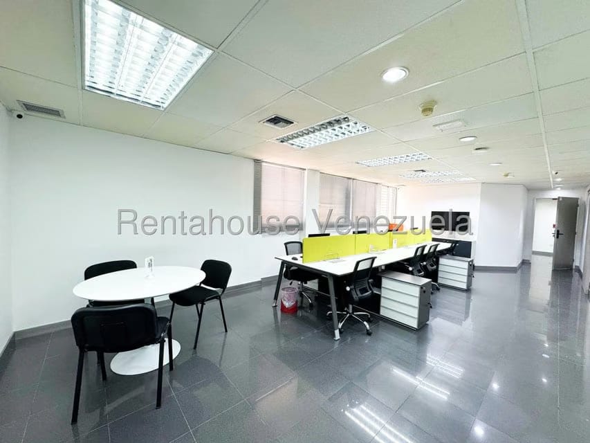Comercial (Oficina) en Alquiler en El Rosal, Distrito Metropolitano - 6