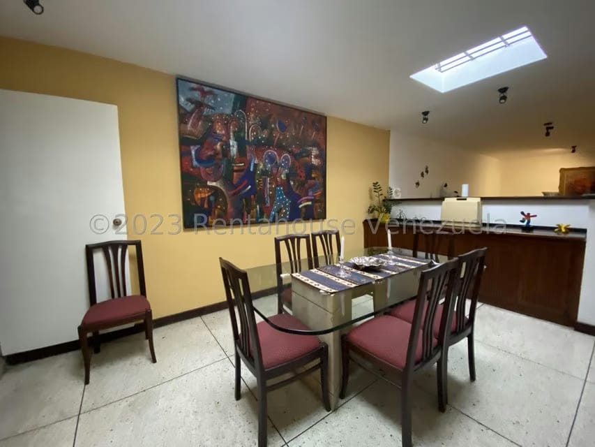 Casa (Duplex) en Venta en Chuao, Distrito Metropolitano - 11