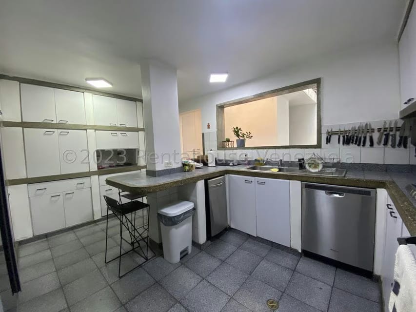 Casa (Duplex) en Venta en Chuao, Distrito Metropolitano - 12